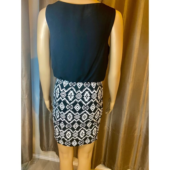 NWOT black and white dress - Picture 4 of 4